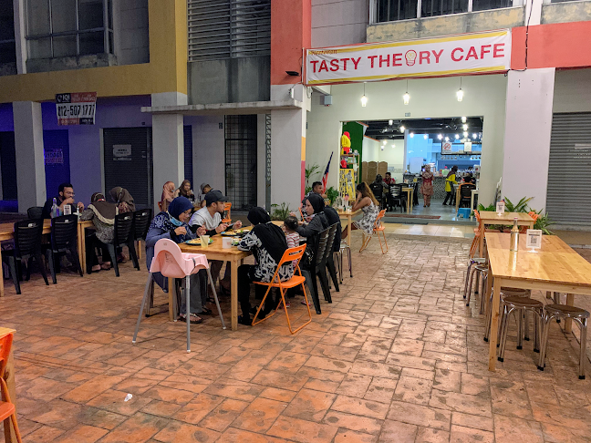 Opinii despre Tasty Theory Cafe în Ipoh - Gastronomi dan perhotelan