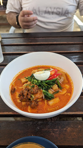 53, Jalan Pantai Sura, Kampung Sura Jeti, 23000 Kuala Dungun, Terengganu