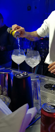 Opinii despre Bar Flips în Kota Kinabalu - Gastronomi dan perhotelan