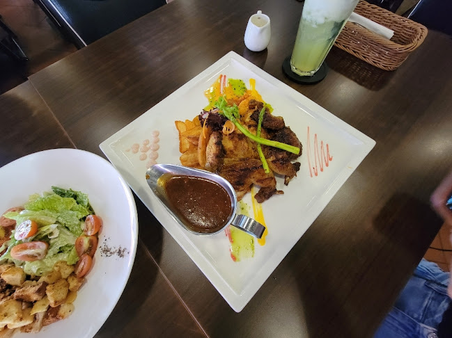 Wadihana Islamic Steakhouse - Gastronomi dan perhotelan