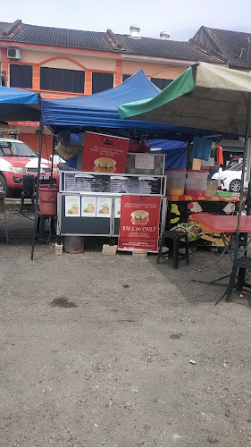 Mr chicck pantai remis