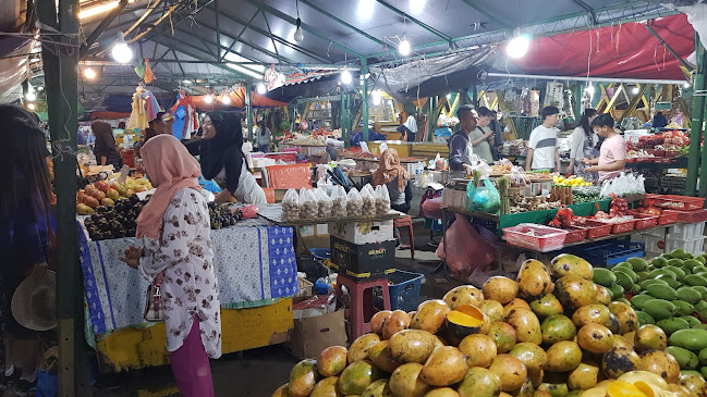 Opinii despre Anjung Kinabalu (AKINA Night Market) în Kota Kinabalu - Gastronomi dan perhotelan