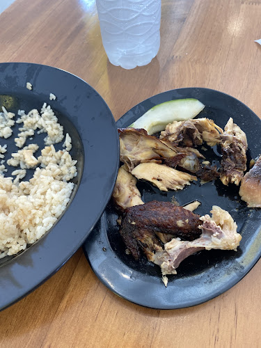 RESTORAN NASI AYAM KAK SOM