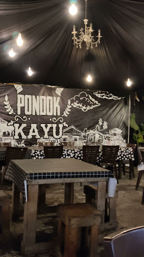 Dapur Pondok Kayu