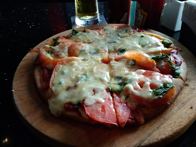 Euro House - Gastronomi dan perhotelan