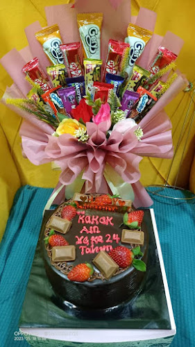 Opinii despre WAHILA CAKE AND BOUQUET în Sungai Petani - Gastronomi dan perhotelan
