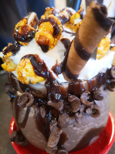 Comentarii opinii despre OverStepped Cafe Perdana Heights