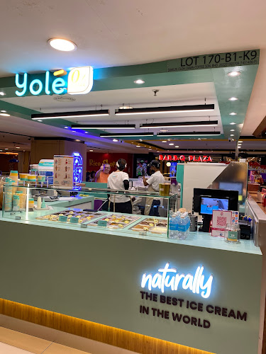 Yolé Gurney Plaza - Gastronomi dan perhotelan