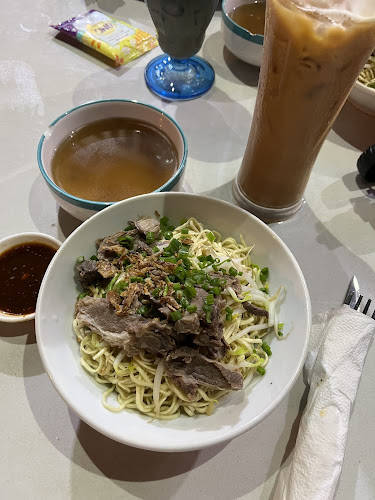 Opinii despre Toko Daging Cafe în Kuching - Gastronomi dan perhotelan