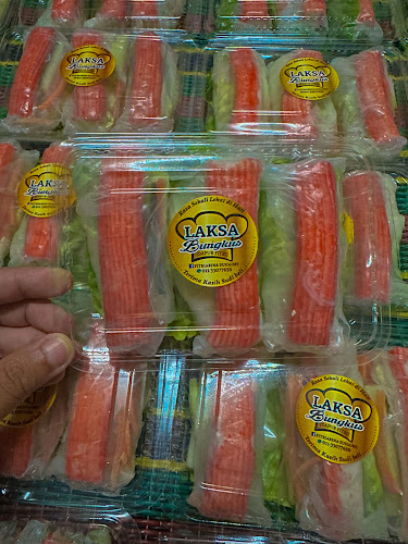 Comentarii opinii despre LAKSA Bungkus Dapur Fitri (TAKSUB HAM Corner(9W2KXA))