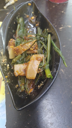 Kam Long Ah Zai Curry Fish Head - Gastronomi dan perhotelan