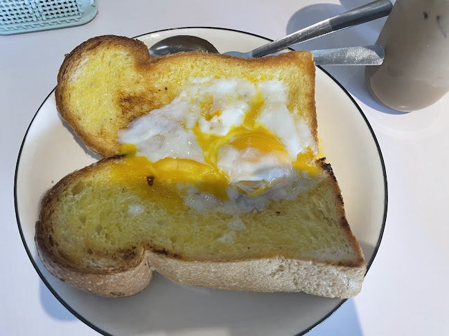 Kopi Tonggek 1987 - Gastronomi dan perhotelan