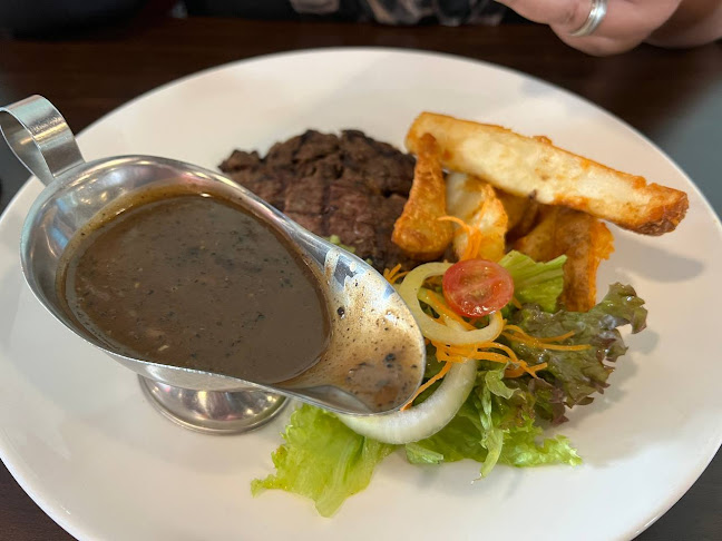 Comentarii opinii despre Wadihana Islamic Steakhouse