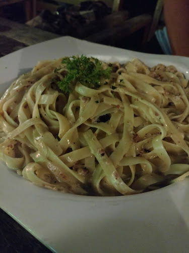 Comentarii opinii despre Toscani's Wine & Dine Cafe