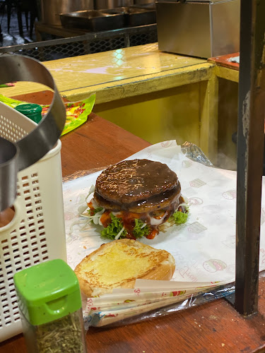 Comentarii opinii despre Burger Celop Dapowalid