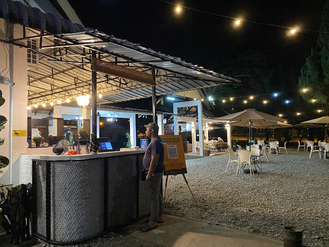 Afterbrew Batu Gajah - Gastronomi dan perhotelan