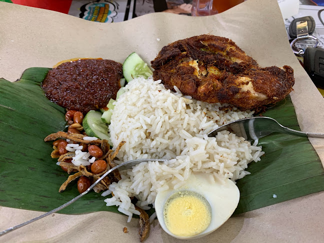 Opinii despre Nasi Lemak Ejam Ayer Keroh în Ayer Keroh - Gastronomi dan perhotelan