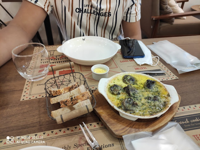 Opinii despre Kafe Bistro Two Frenchies în George Town - Gastronomi dan perhotelan