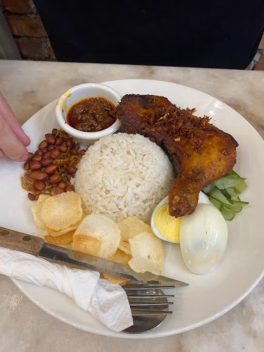 Old Town Kitchen Cafe-Padang Ipoh - Gastronomi dan perhotelan