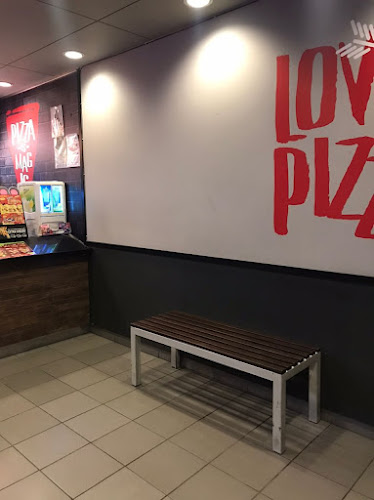 Opinii despre Pizza Hut Delivery Kuala Berang în Kuala Berang - Gastronomi dan perhotelan