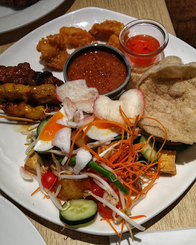 Opinii despre Serai @ NU Empire în Subang Jaya - Gastronomi dan perhotelan