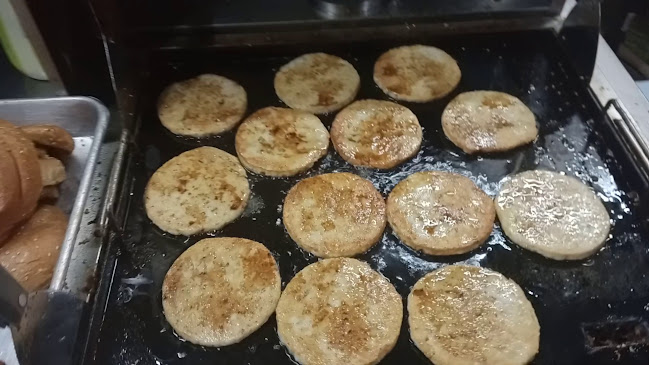 Gerai Burger King Corner - Gastronomi dan perhotelan