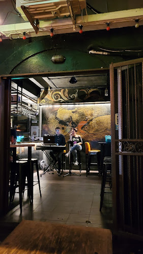 Comentarii opinii despre Bing! Coffee @ Jln Padungan