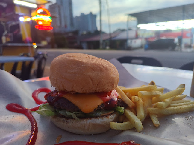 Comentarii opinii despre GTR Burger Century JB