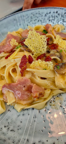 Comentarii opinii despre Mansion 28