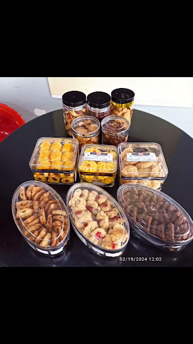 Intan's Oven Bakery & Cafe - Gastronomi dan perhotelan