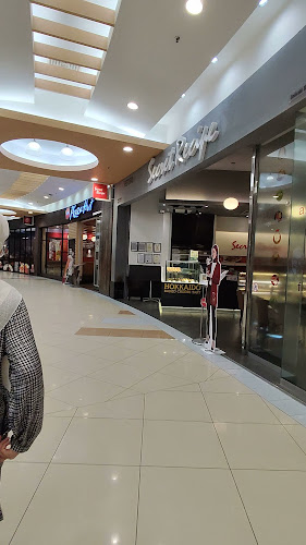 Opinii despre Secret Recipe Aeon Station 18 în Ipoh - Gastronomi dan perhotelan