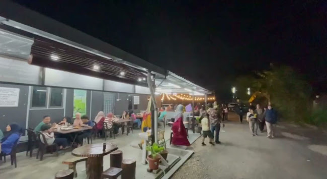 Opinii despre ROUTE 888 în Kluang - Gastronomi dan perhotelan