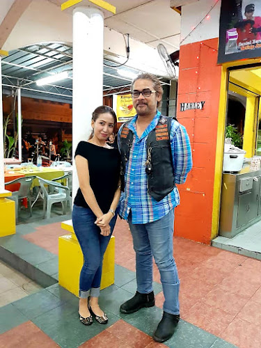 Comentarii opinii despre Harley Western Food