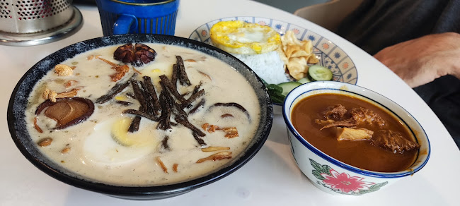 Opinii despre YC Vege Life Vegetarian Cafe în Ipoh - Gastronomi dan perhotelan