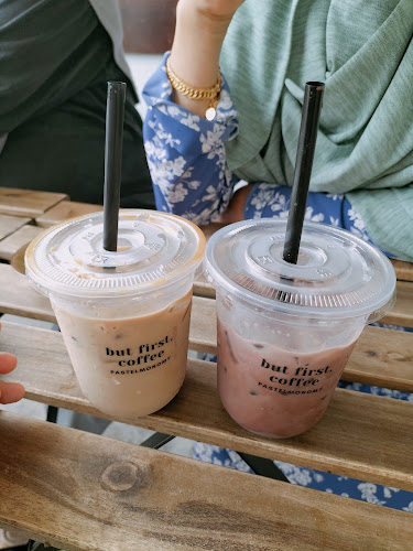 Comentarii opinii despre PastelMonoMY