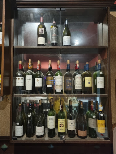 Maria's Steak Cafe - Gastronomi dan perhotelan