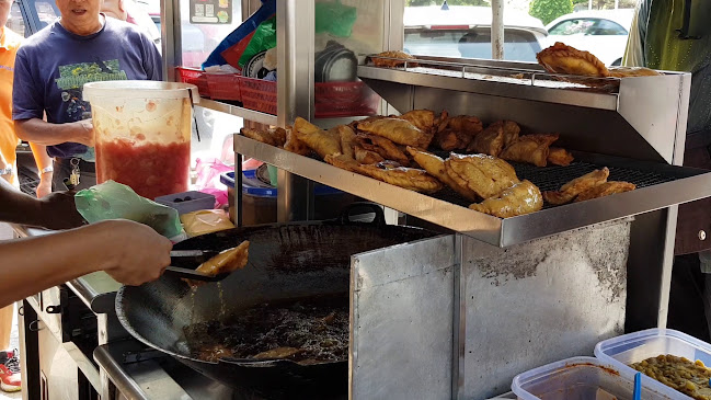 Mutiara Karipap • Jalan Larut