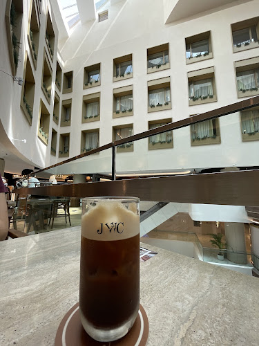 The Messengers by JWC - Gastronomi dan perhotelan