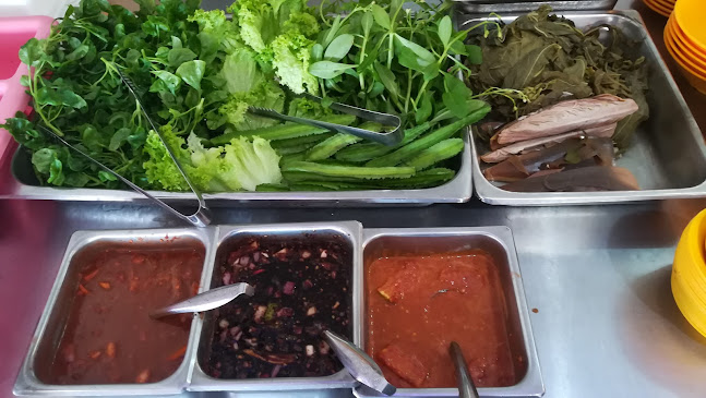 Z & Z Mak Anjang - Gastronomi dan perhotelan