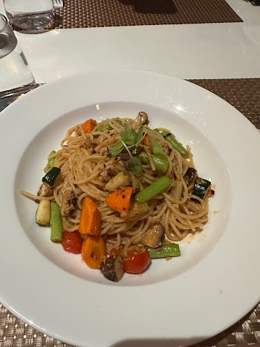 Comentarii opinii despre Maria's Steak Cafe • Sunway