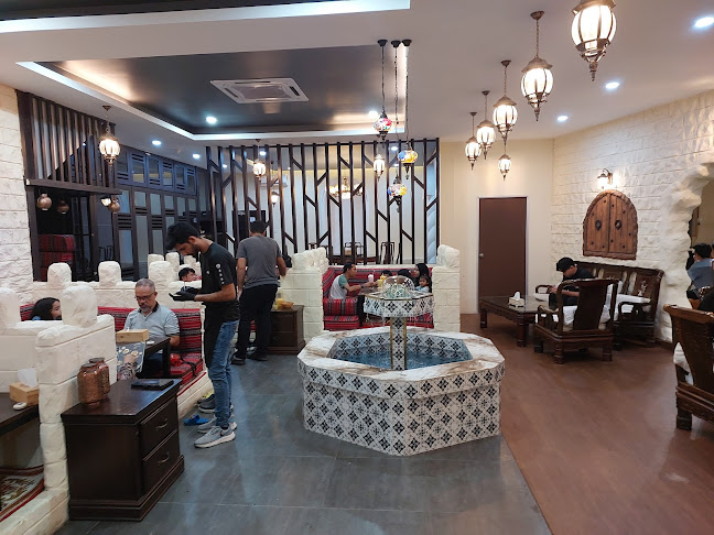 Damascus Gate - Gastronomi dan perhotelan