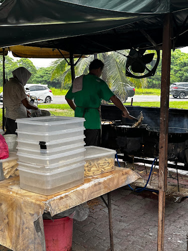 Azmi Goreng Pisang Shah Alam - Shah Alam