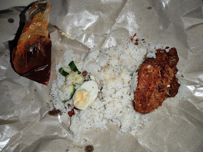 Syukur Tomyam - Shah Alam