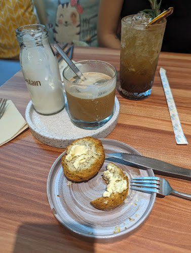 Coffee Stain - Gastronomi dan perhotelan