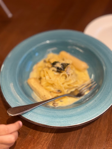 Opinii despre Me'nate Penang în George Town - Gastronomi dan perhotelan