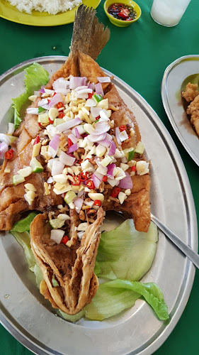 Opinii despre Muhibbah Seafood Restaurant în Kuala Lumpur - Gastronomi dan perhotelan