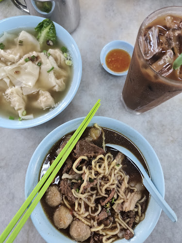 Yee Fung Laksa - Gastronomi dan perhotelan