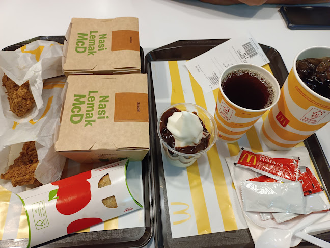 Comentarii opinii despre McDonald's Petronas Miri DT