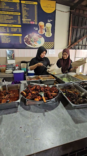 Fauzi Nasi Kerabu @ Suerasa Nasi Kerabu - Kuala Terengganu