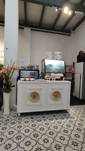 ESCOFI KOPITIAM (china town)